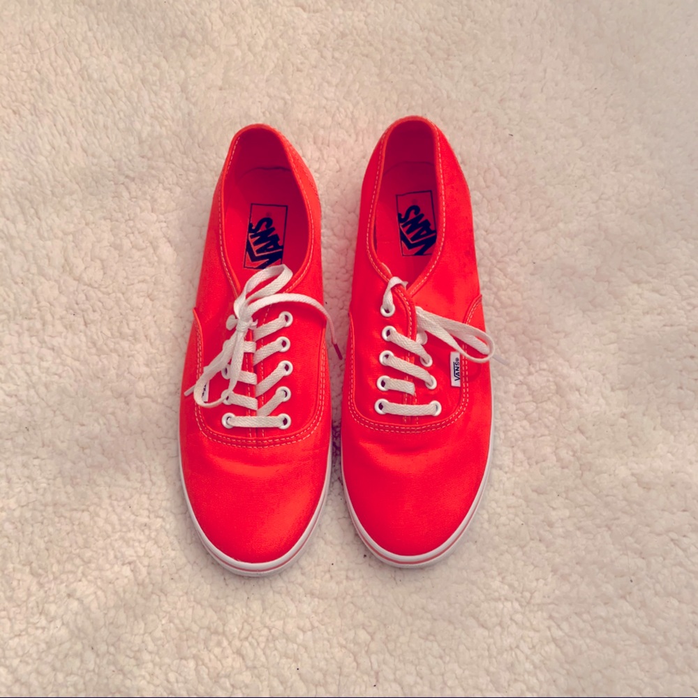 Vans lo-pro sneakers